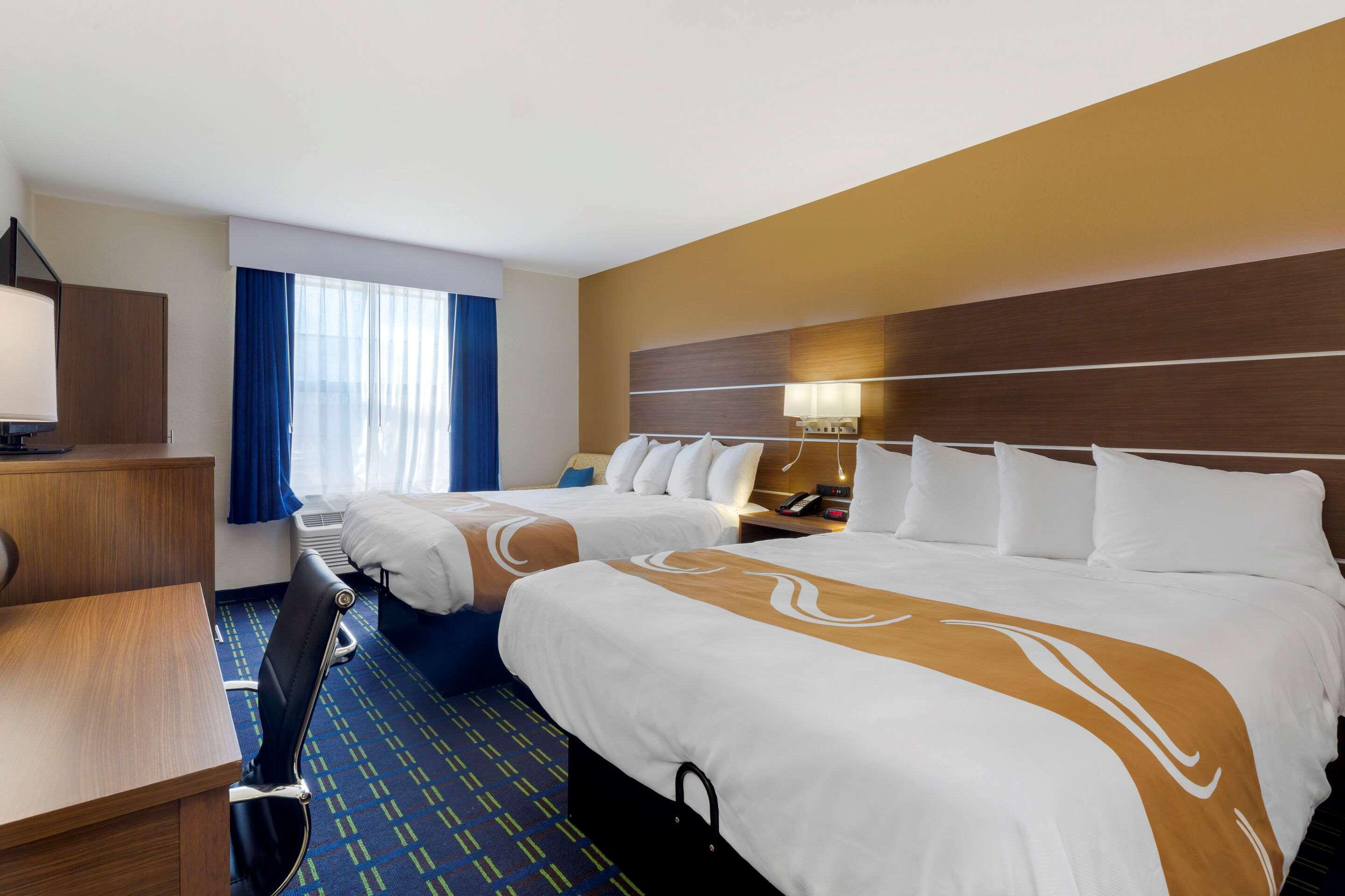 Quality Inn Lee Zewnętrze zdjęcie