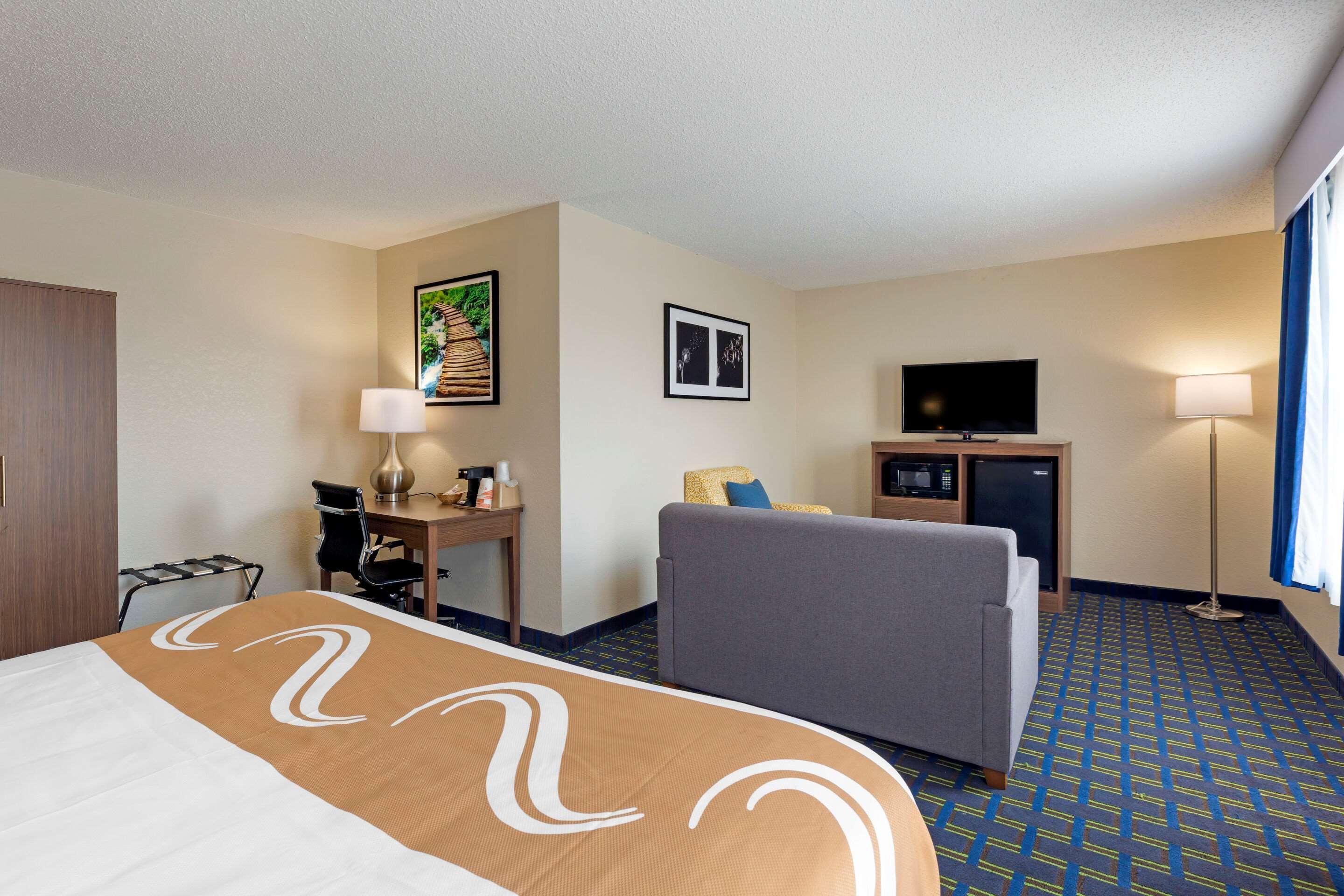 Quality Inn Lee Zewnętrze zdjęcie